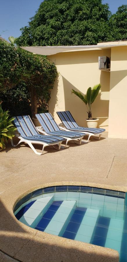 Villa Au Soleil 萨利波图尔 外观 照片